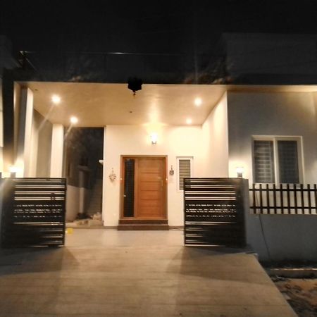 Shi'S 2Bhk Individual Villa @ Kojambuttúr Kültér fotó